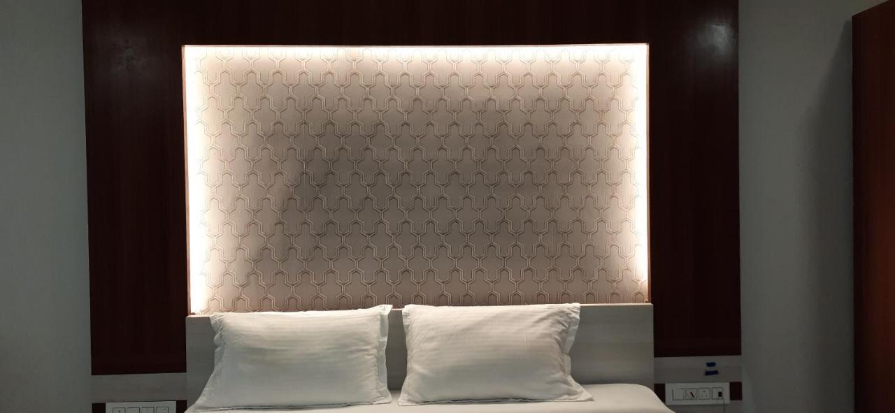 Hotel Narendra Plaza Balasore Luaran gambar